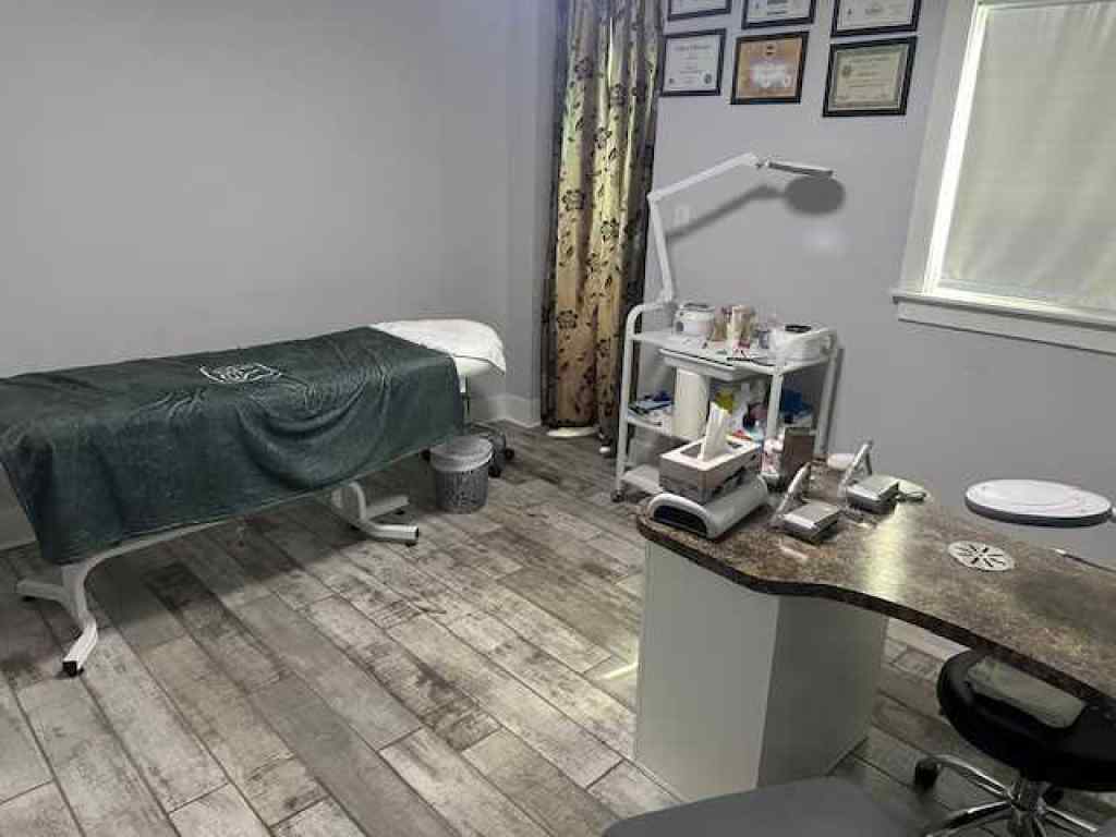 MLS® A2217896 - 4908 51 Avenue  in NONE Whitecourt, Commercial