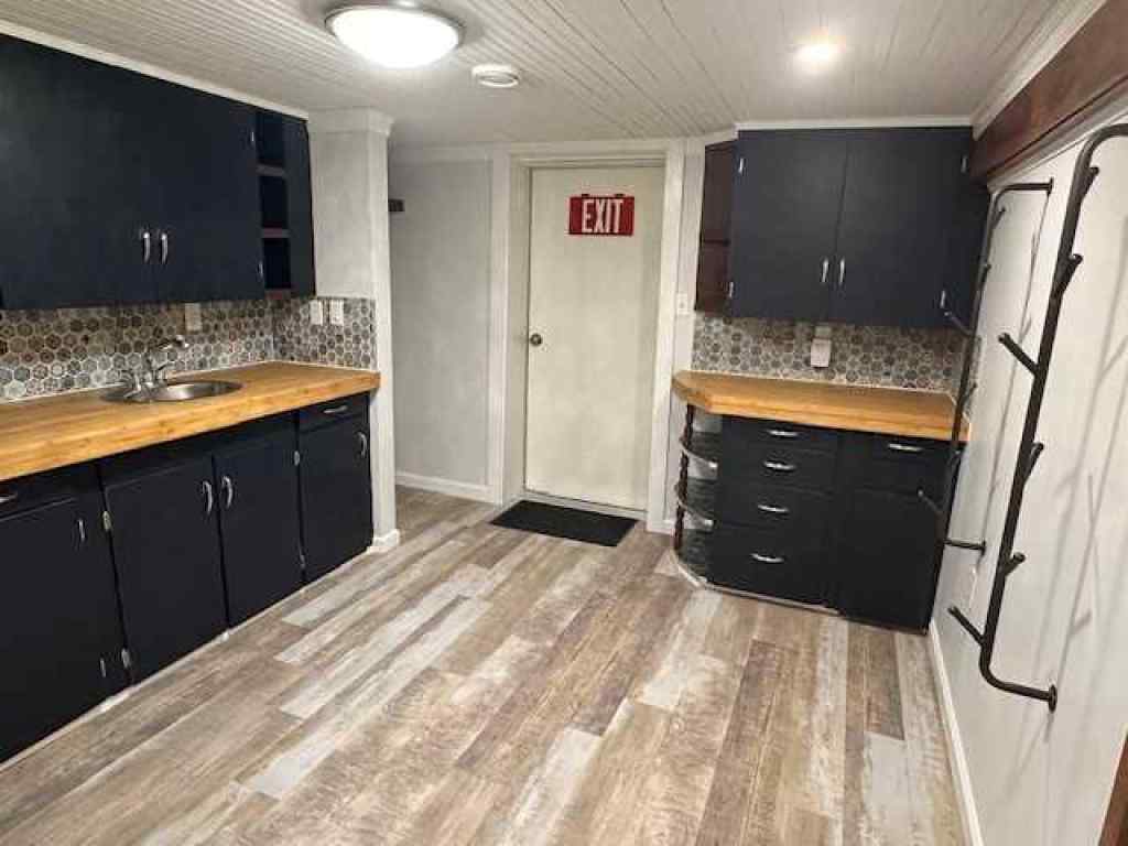 MLS® A2217896 - 4908 51 Avenue  in NONE Whitecourt, Commercial