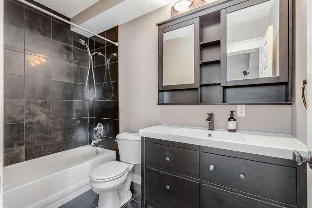 MLS® A2217927 - 24 Royal Highland Court NW in Royal Oak Calgary, Residential