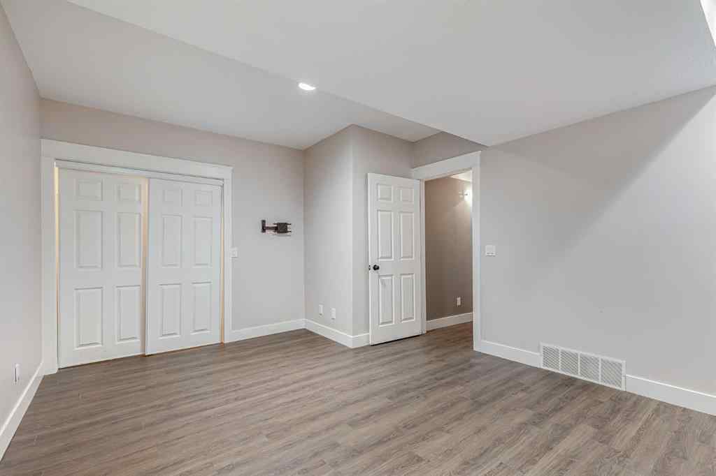 MLS® A2217927 - 24 Royal Highland Court NW in Royal Oak Calgary, Residential