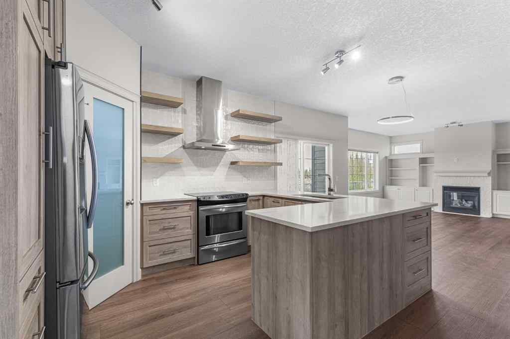MLS® A2217927 - 24 Royal Highland Court NW in Royal Oak Calgary, Residential
