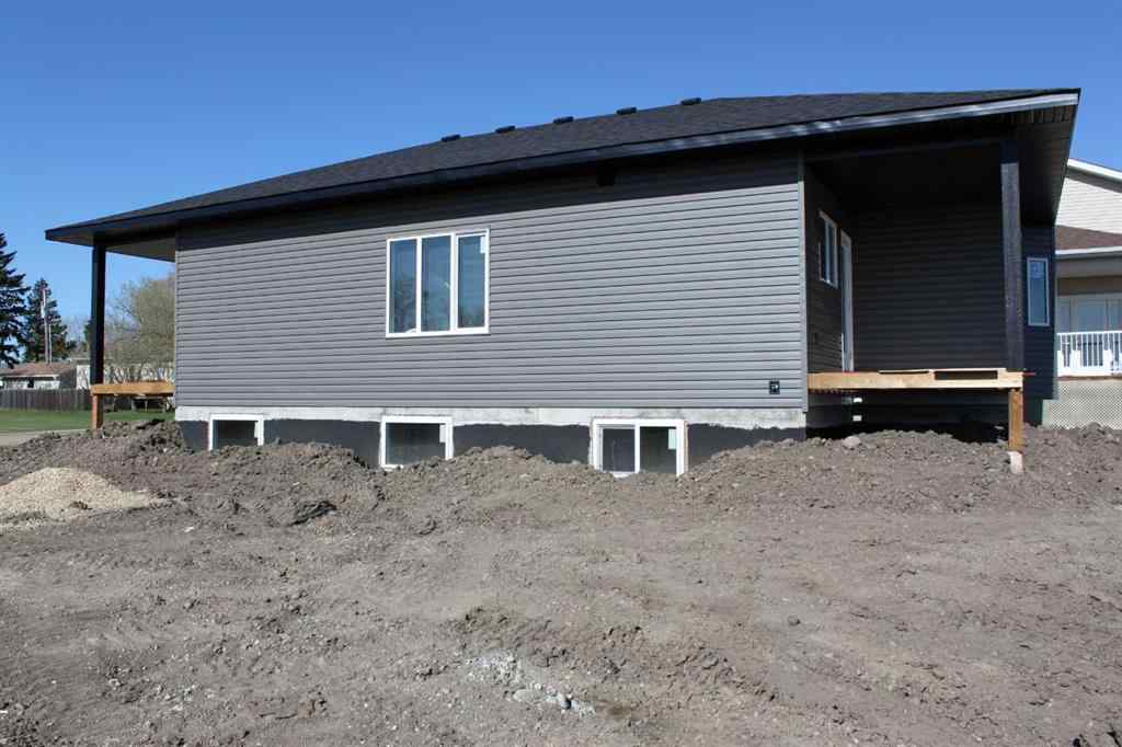 MLS® A2217941 - 114 Alberta Street  in Kingman Kingman, Residential