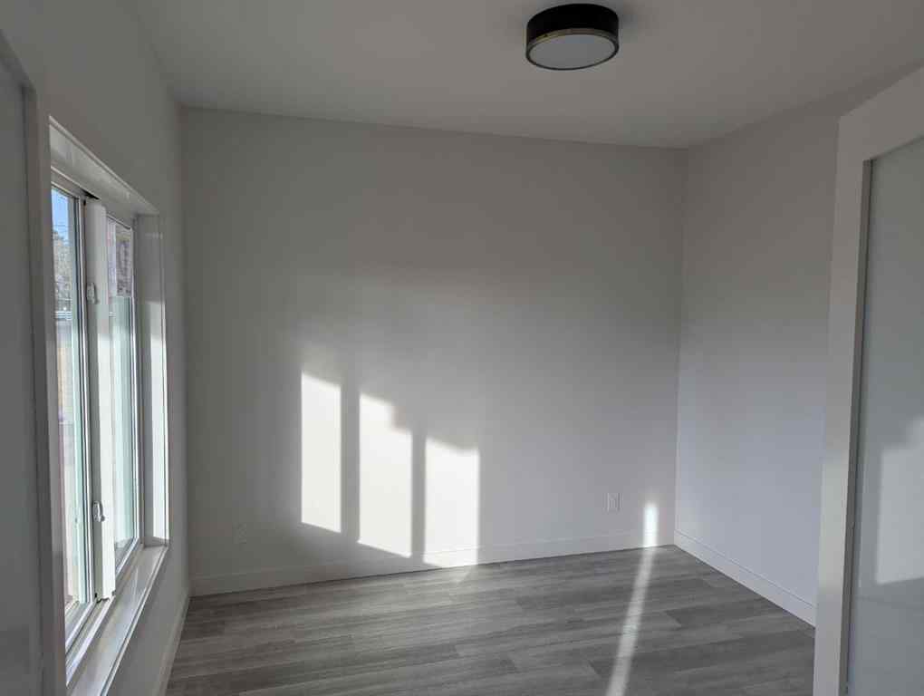 MLS&reg; # A2217941 - 114 Alberta Street  in Kingman Kingman, Residential Open Houses