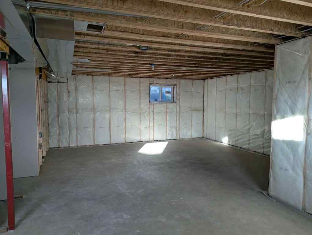 MLS&reg; # A2217941 - 114 Alberta Street  in Kingman Kingman, Residential Open Houses