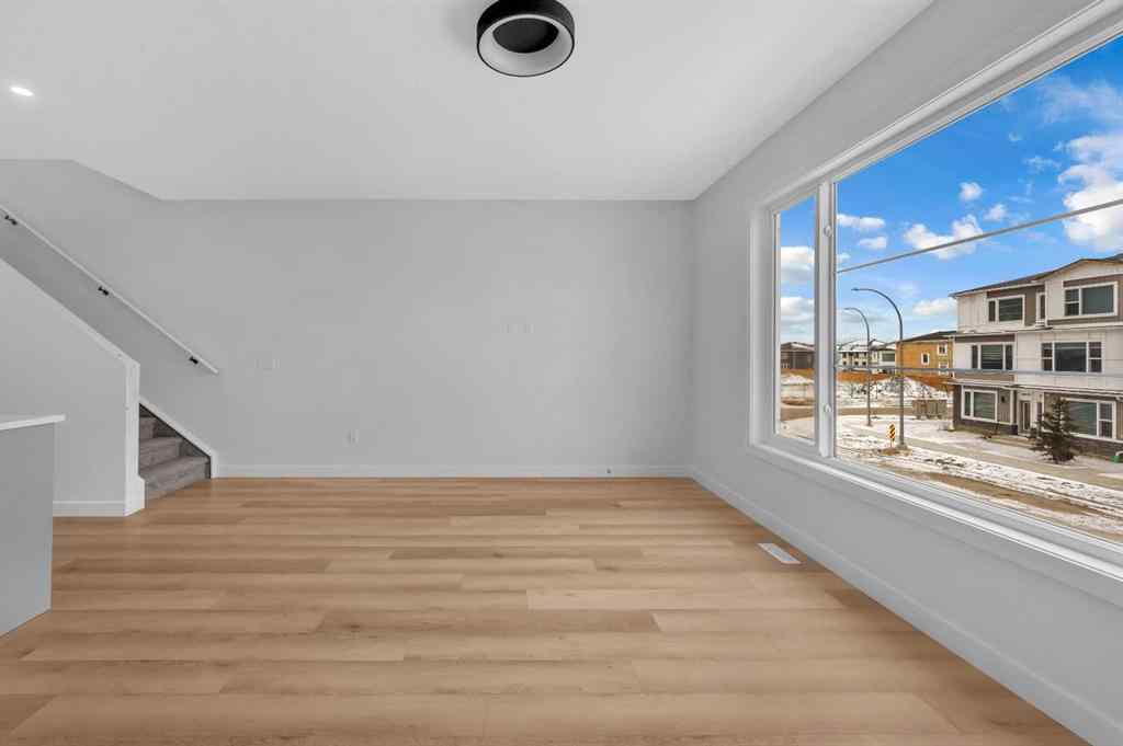MLS® A2217984 - 8814 48 Street NE in Saddle Ridge Calgary, Residential