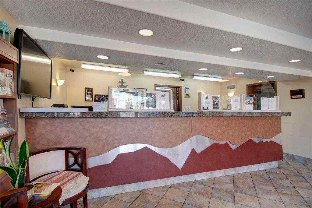 MLS® A2217986 - 101 Grove Place  in Downtown Drumheller Drumheller, Commercial