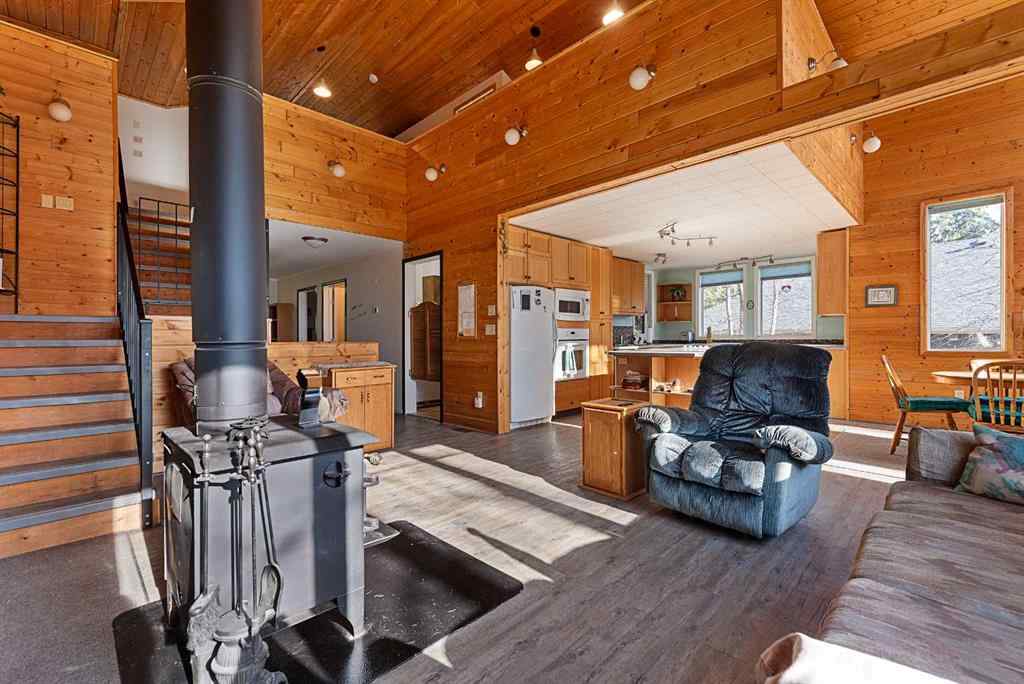MLS® A2218000 - 912 Brightsand Place  in NONE Brightsand Lake, Residential