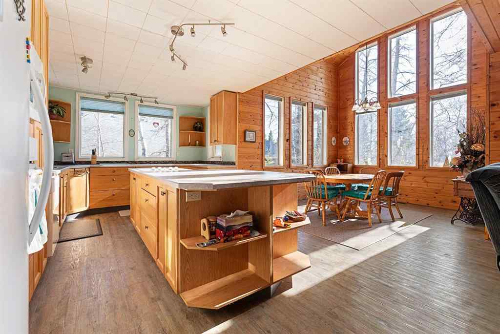 MLS® A2218000 - 912 Brightsand Place  in NONE Brightsand Lake, Residential