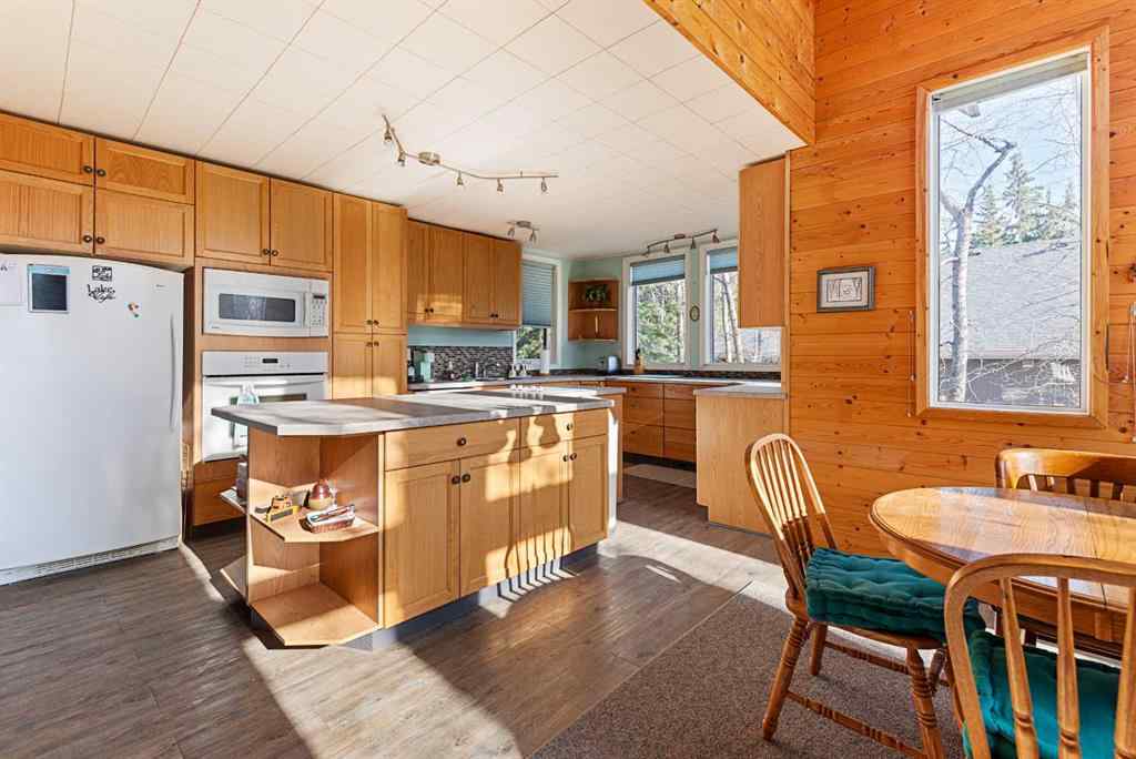 MLS® A2218000 - 912 Brightsand Place  in NONE Brightsand Lake, Residential