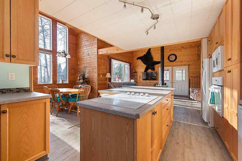 MLS® A2218000 - 912 Brightsand Place  in NONE Brightsand Lake, Residential