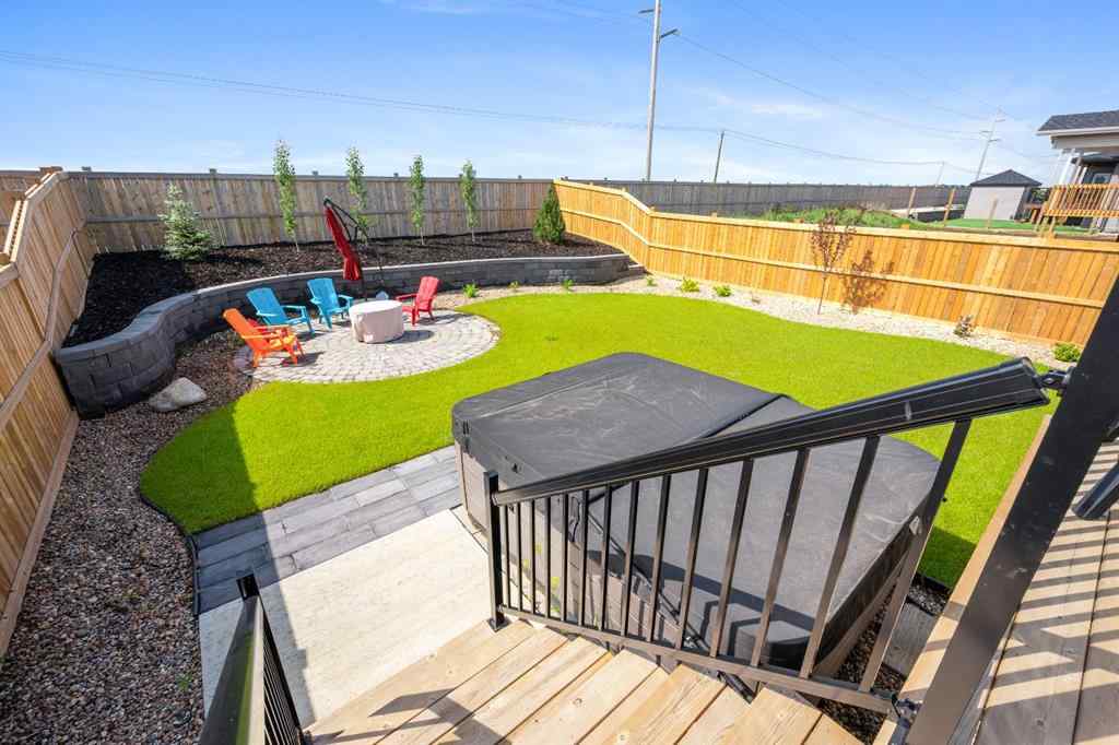 MLS® A2218080 - 6109 13 Street Close  in Lakeside Lloydminster, Residential