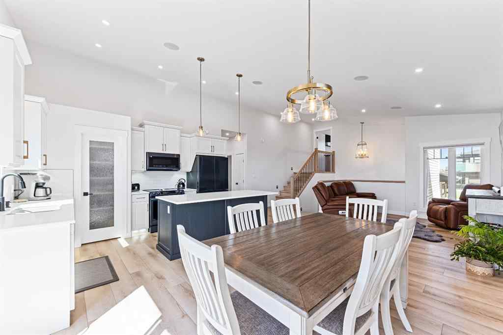 MLS® A2218080 - 6109 13 Street Close  in Lakeside Lloydminster, Residential