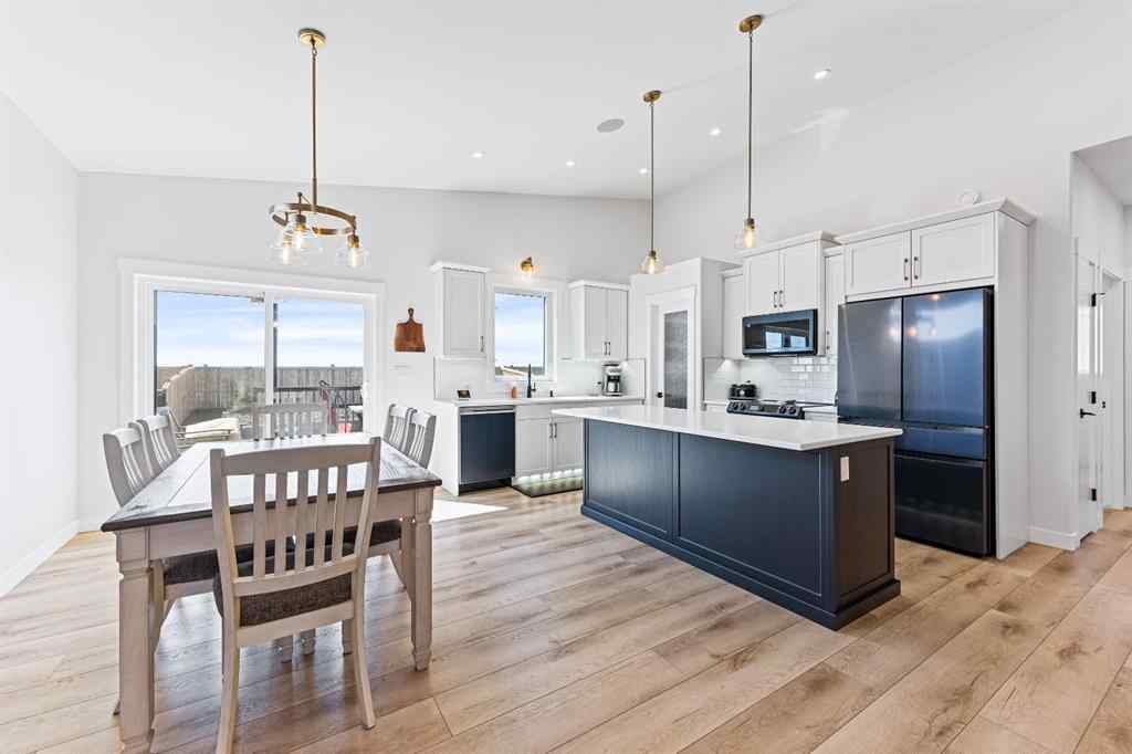 MLS® A2218080 - 6109 13 Street Close  in Lakeside Lloydminster, Residential