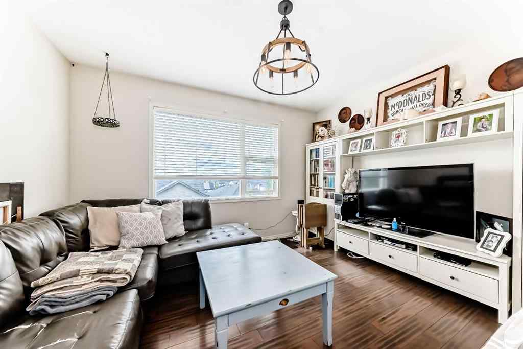 MLS® A2218098 - 174 Heritage Boulevard  in Heritage Hills Cochrane, Residential