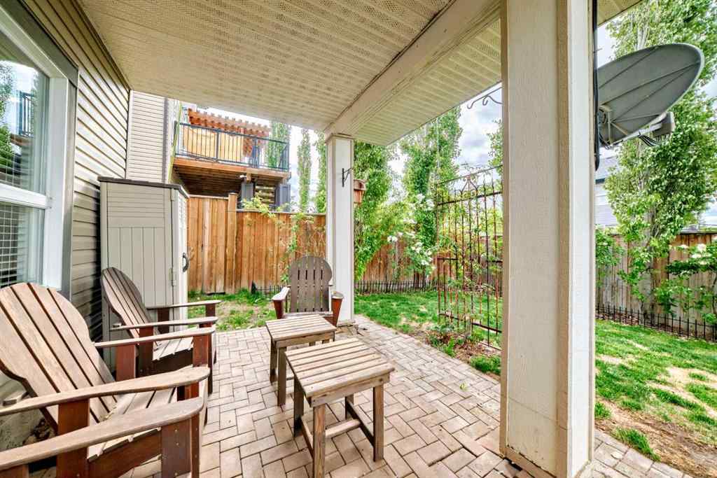 MLS® A2218098 - 174 Heritage Boulevard  in Heritage Hills Cochrane, Residential