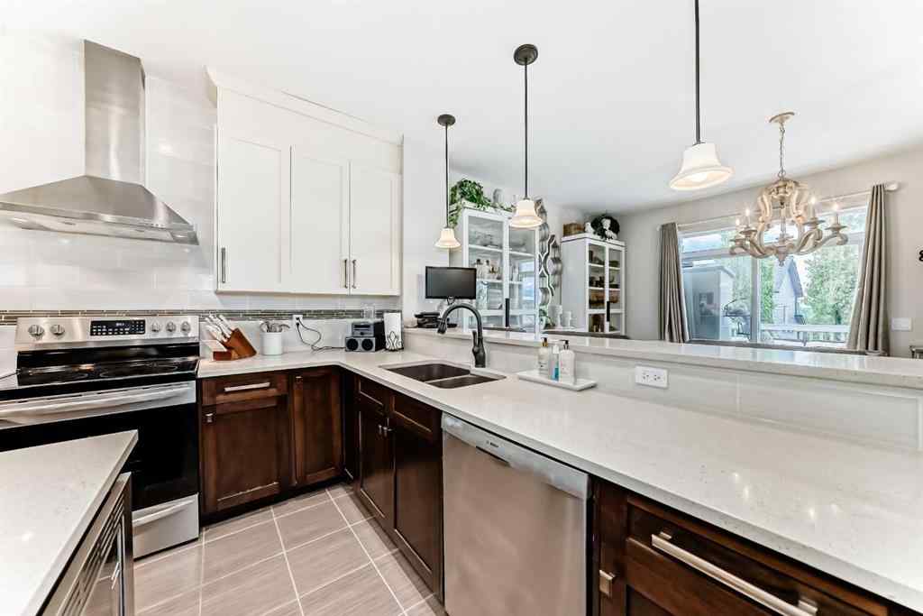MLS® A2218098 - 174 Heritage Boulevard  in Heritage Hills Cochrane, Residential