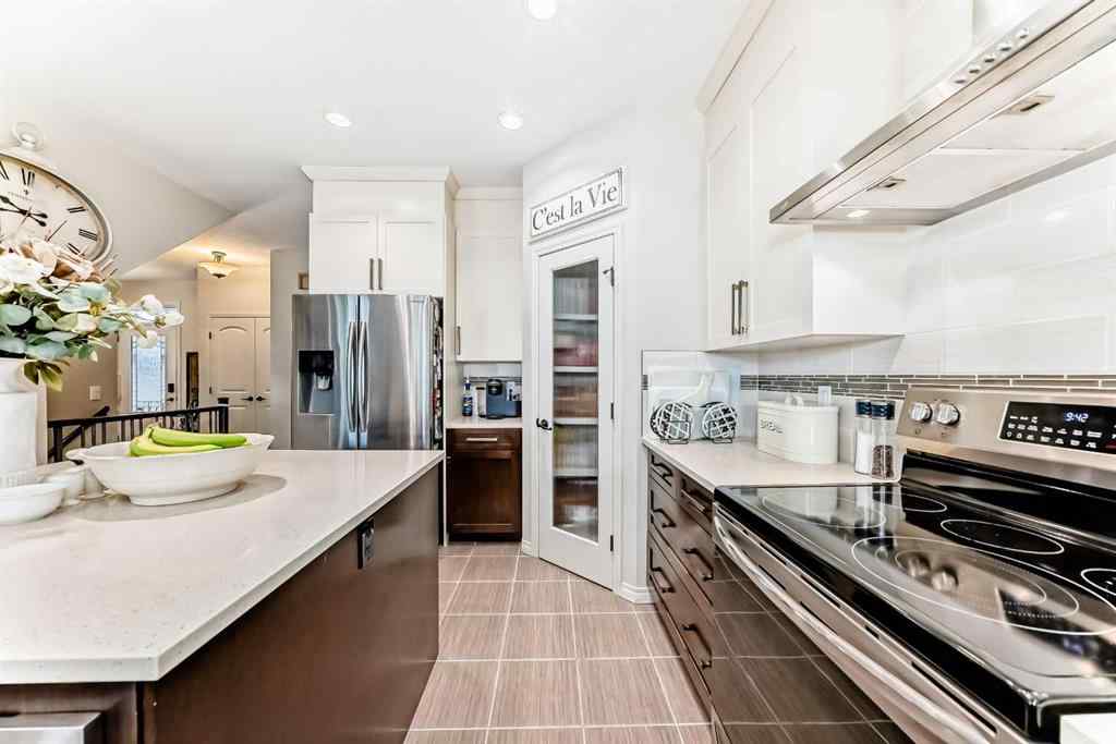 MLS® A2218098 - 174 Heritage Boulevard  in Heritage Hills Cochrane, Residential