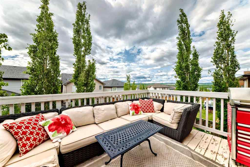 MLS® A2218098 - 174 Heritage Boulevard  in Heritage Hills Cochrane, Residential