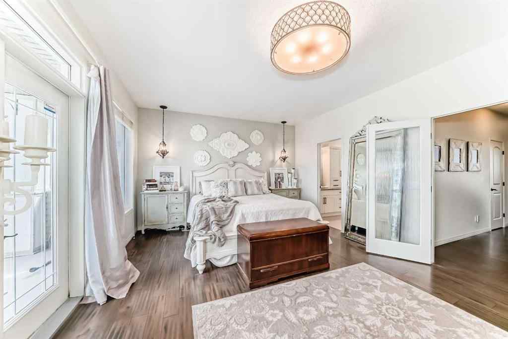 MLS® A2218098 - 174 Heritage Boulevard  in Heritage Hills Cochrane, Residential