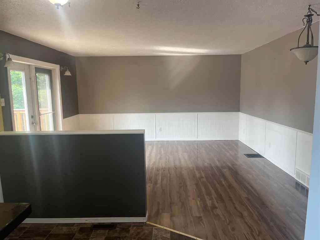 MLS® A2218116 - 134 4 Street E in NONE St. Walburg, Residential