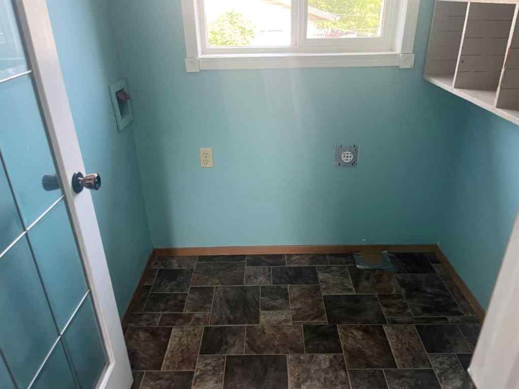 MLS® A2218116 - 134 4 Street E in NONE St. Walburg, Residential