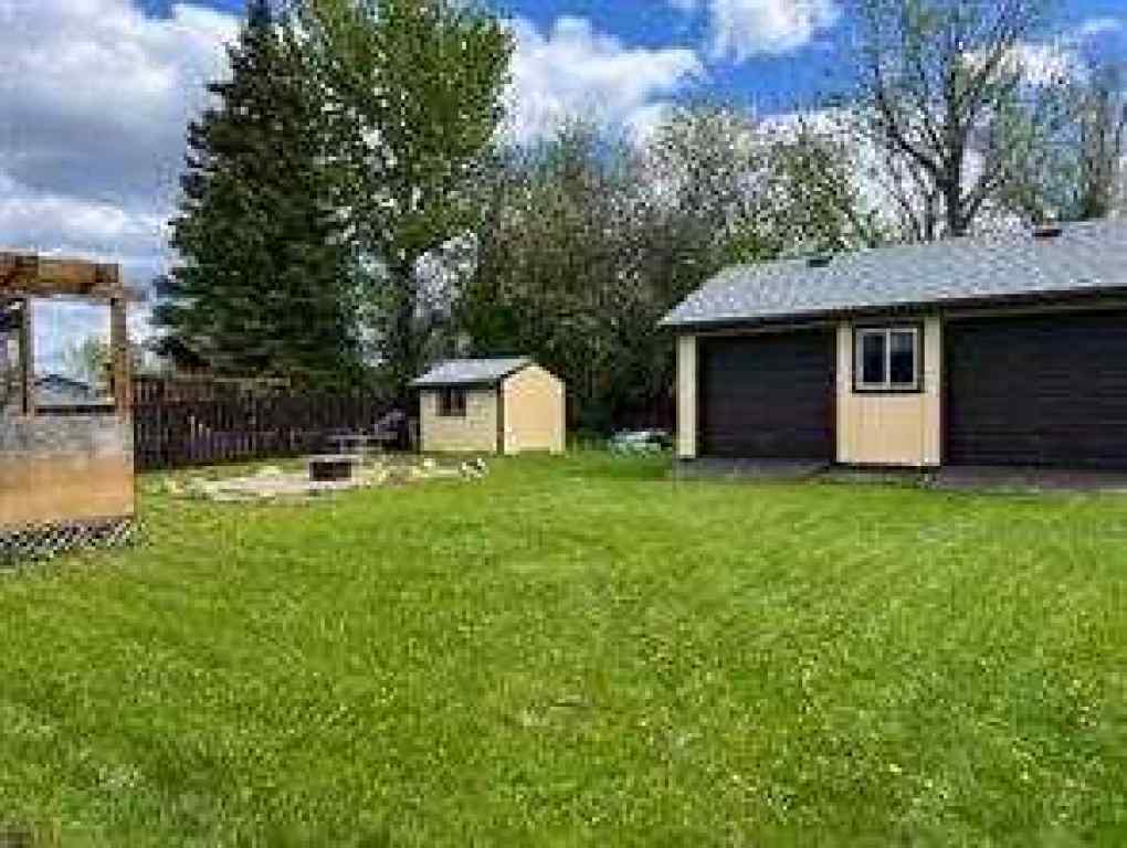 MLS® A2218153 - 805 8 Street  in NONE Fox Creek, Residential