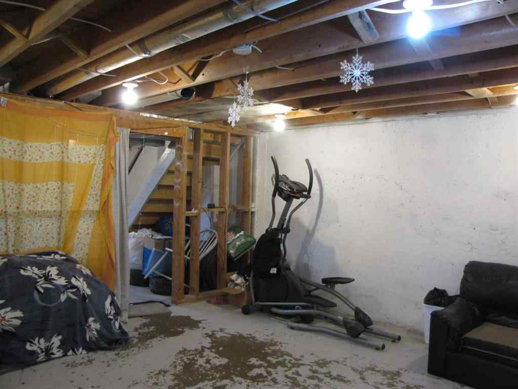 MLS® A2218161 - Unit #904 4719 33 Street  in South Hill Red Deer, Residential