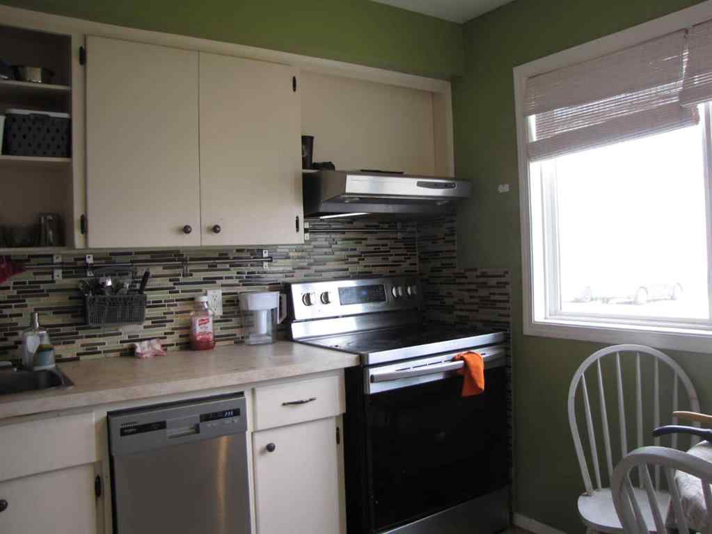 MLS® A2218161 - Unit #904 4719 33 Street  in South Hill Red Deer, Residential