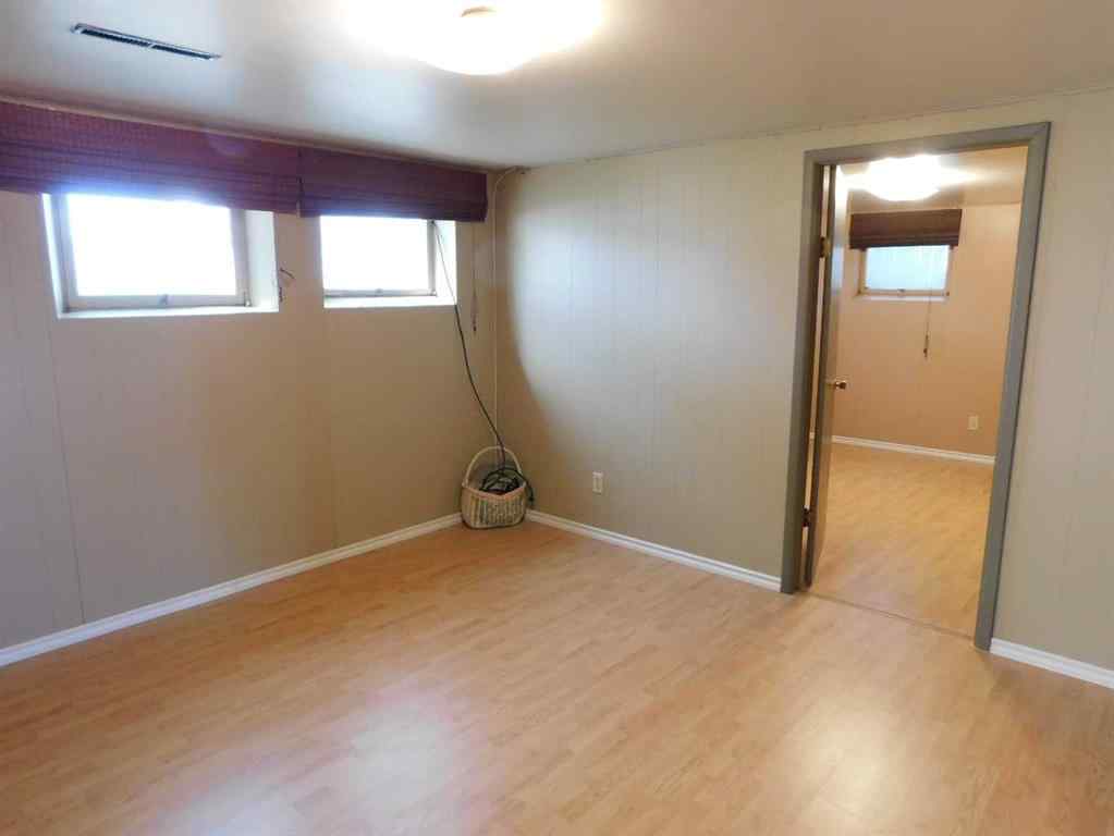 MLS® A2218208 - 68 Spruce Avenue W in Sunnylea Brooks, Residential