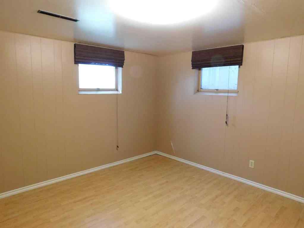MLS® A2218208 - 68 Spruce Avenue W in Sunnylea Brooks, Residential
