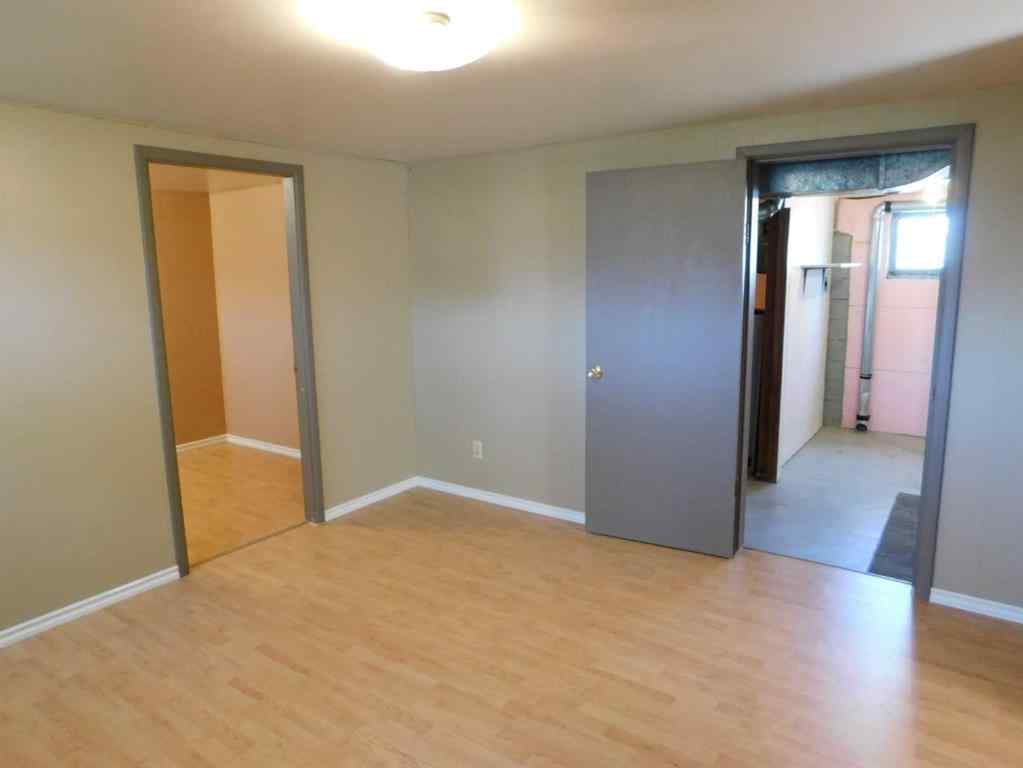 MLS® A2218208 - 68 Spruce Avenue W in Sunnylea Brooks, Residential