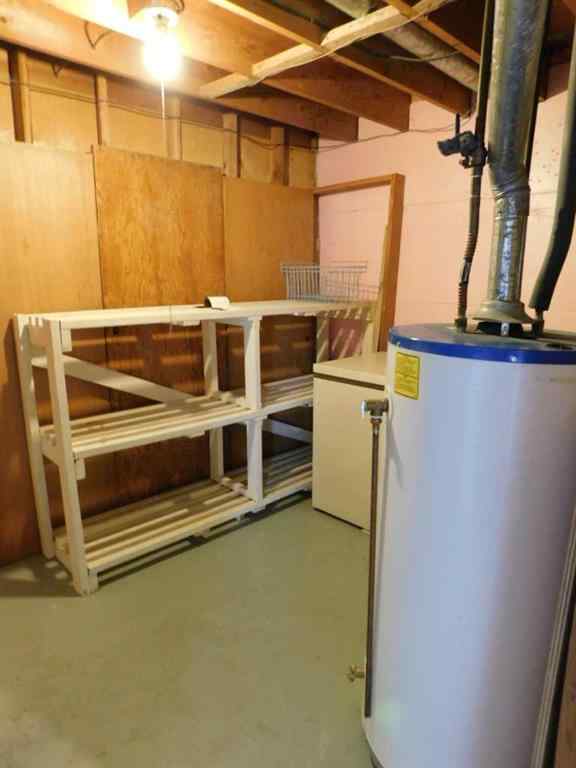 MLS® A2218208 - 68 Spruce Avenue W in Sunnylea Brooks, Residential