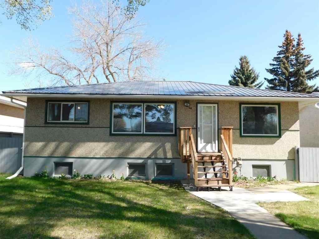 MLS® A2218208 - 68 Spruce Avenue W in Sunnylea Brooks, Residential