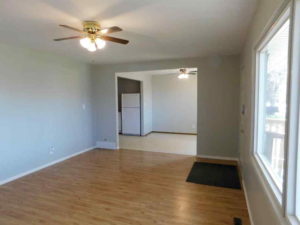 MLS® A2218208 - 68 Spruce Avenue W in Sunnylea Brooks, Residential
