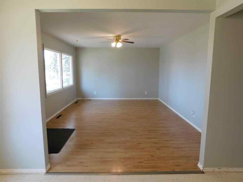 MLS® A2218208 - 68 Spruce Avenue W in Sunnylea Brooks, Residential