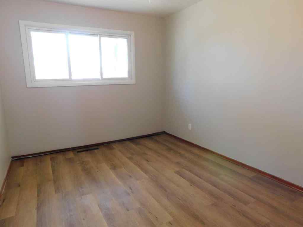 MLS® A2218208 - 68 Spruce Avenue W in Sunnylea Brooks, Residential