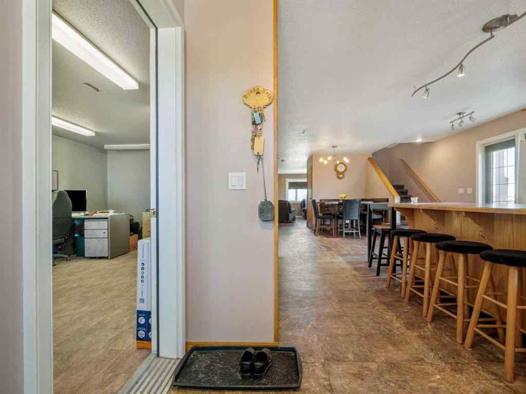 MLS® A2218250 - 203037 Township Road 80   in NONE Rural Lethbridge County, Residential