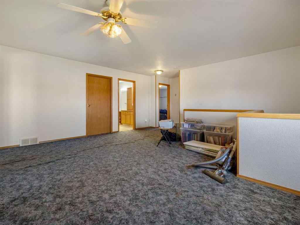 MLS® A2218250 - 203037 Township Road 80   in NONE Rural Lethbridge County, Residential
