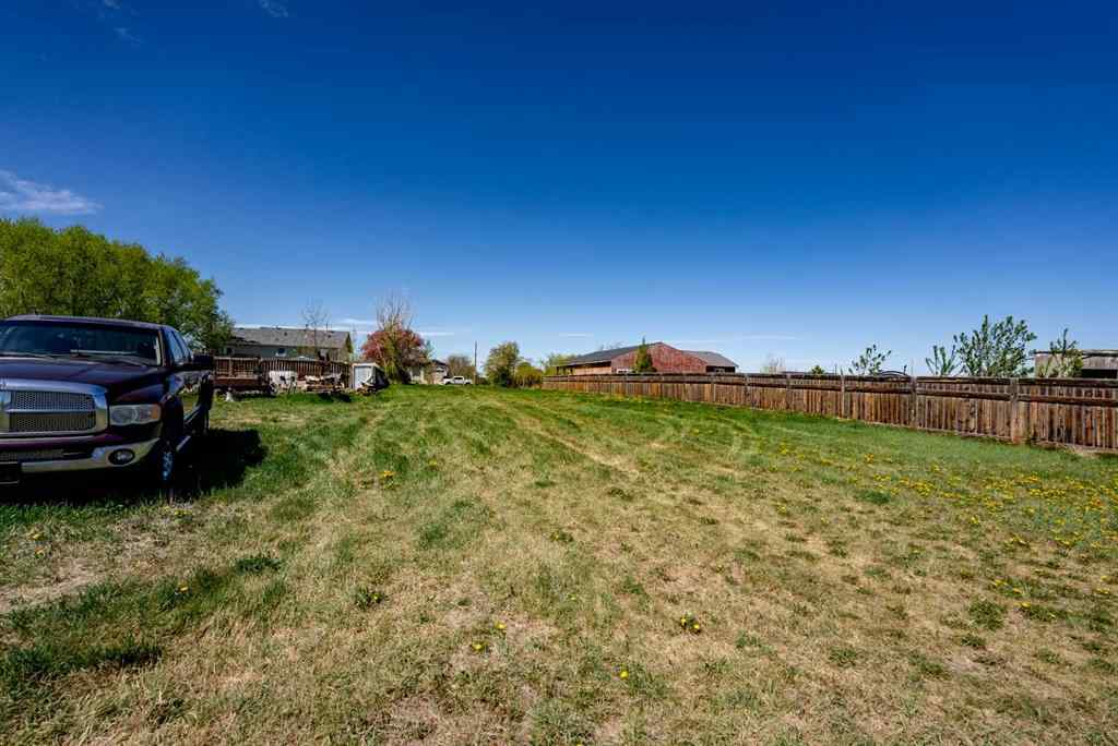 MLS® A2218271 - 255N 300W   in NONE Raymond, Land