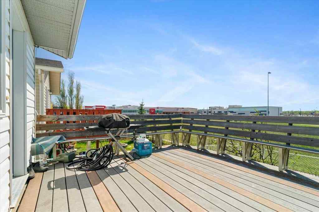 MLS® A2218305 - 10713 72 Avenue  in Mission Heights Grande Prairie, Residential