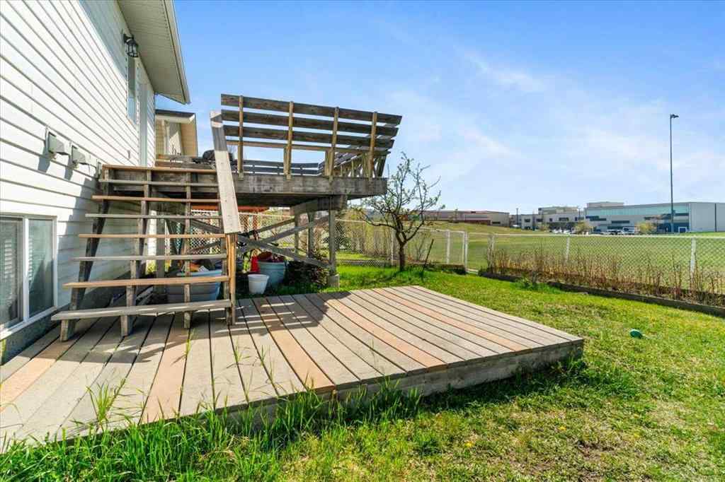 MLS® A2218305 - 10713 72 Avenue  in Mission Heights Grande Prairie, Residential