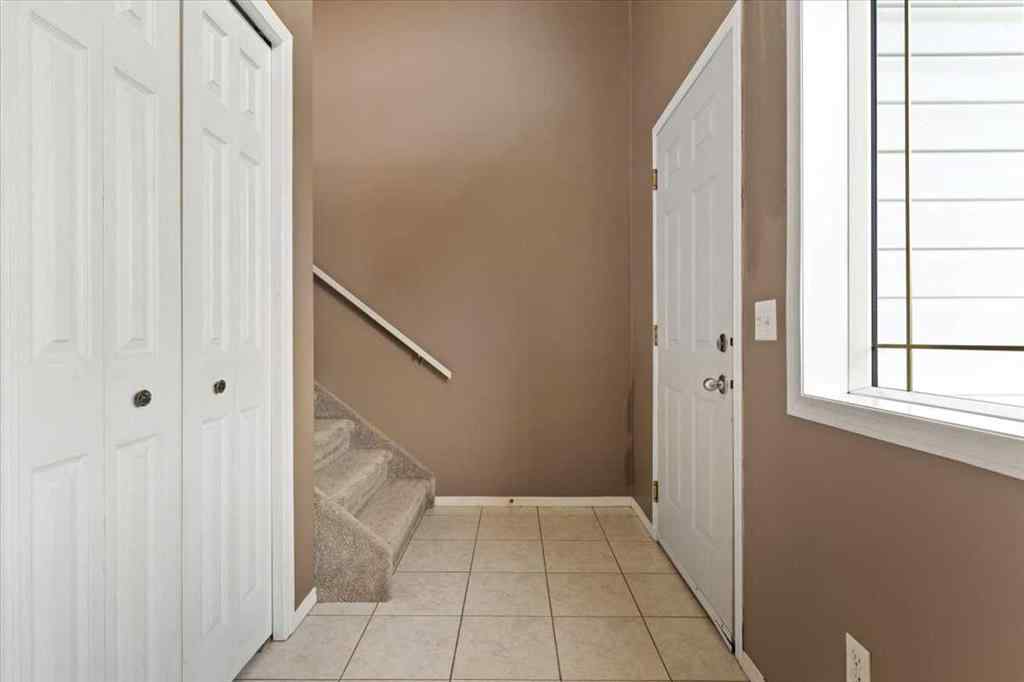 MLS® A2218305 - 10713 72 Avenue  in Mission Heights Grande Prairie, Residential