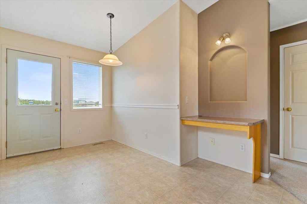 MLS® A2218305 - 10713 72 Avenue  in Mission Heights Grande Prairie, Residential