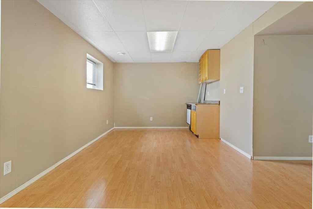 MLS® A2218305 - 10713 72 Avenue  in Mission Heights Grande Prairie, Residential