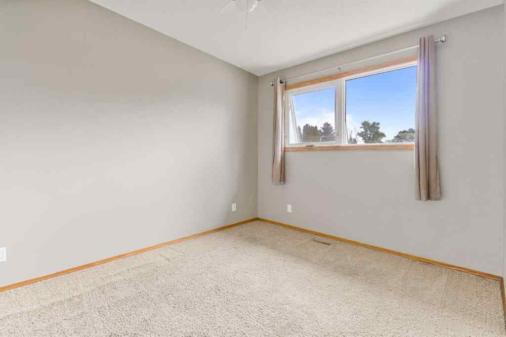 MLS® A2218317 - 5809 47 Street  in NONE Taber, Residential