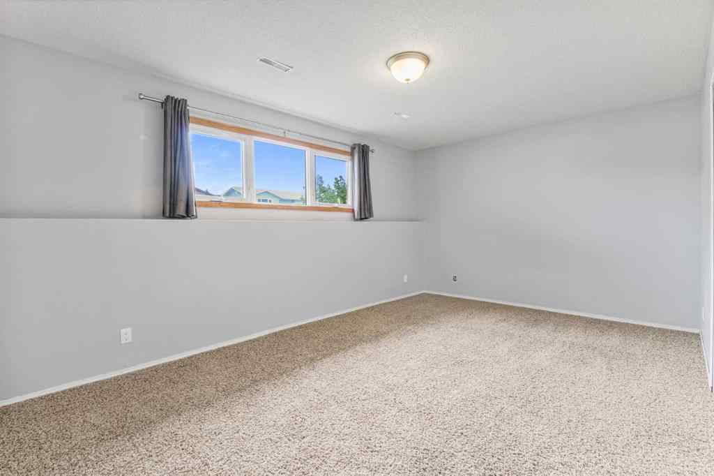 MLS® A2218317 - 5809 47 Street  in NONE Taber, Residential