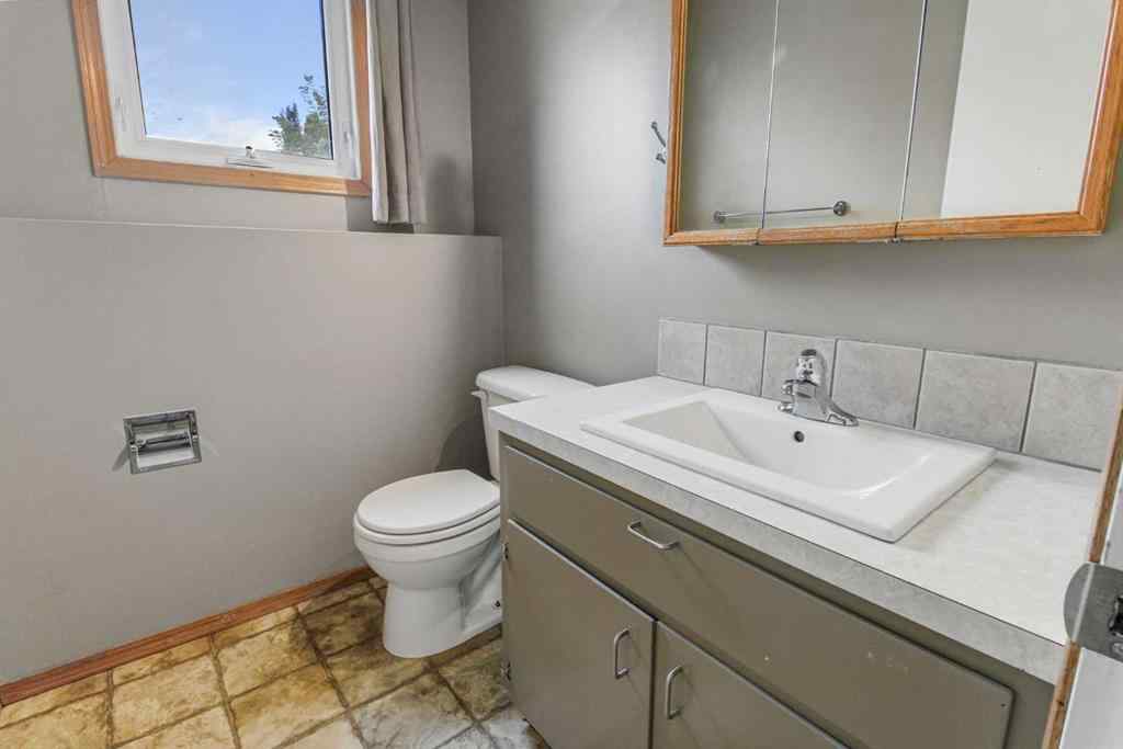 MLS® A2218317 - 5809 47 Street  in NONE Taber, Residential