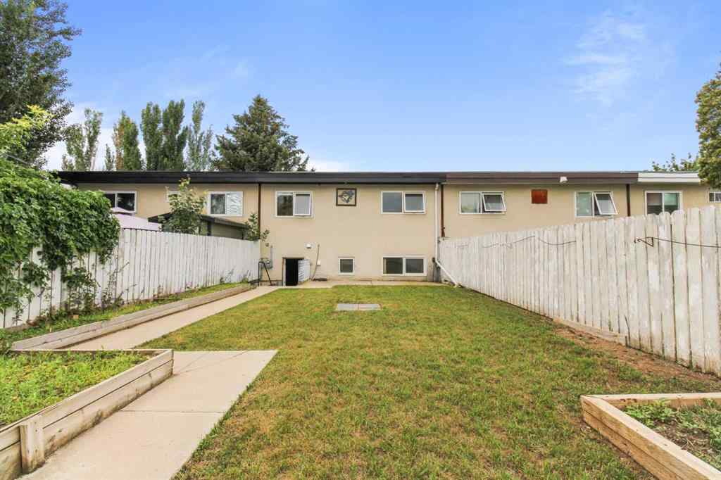 MLS® A2218317 - 5809 47 Street  in NONE Taber, Residential