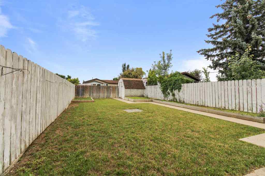 MLS® A2218317 - 5809 47 Street  in NONE Taber, Residential