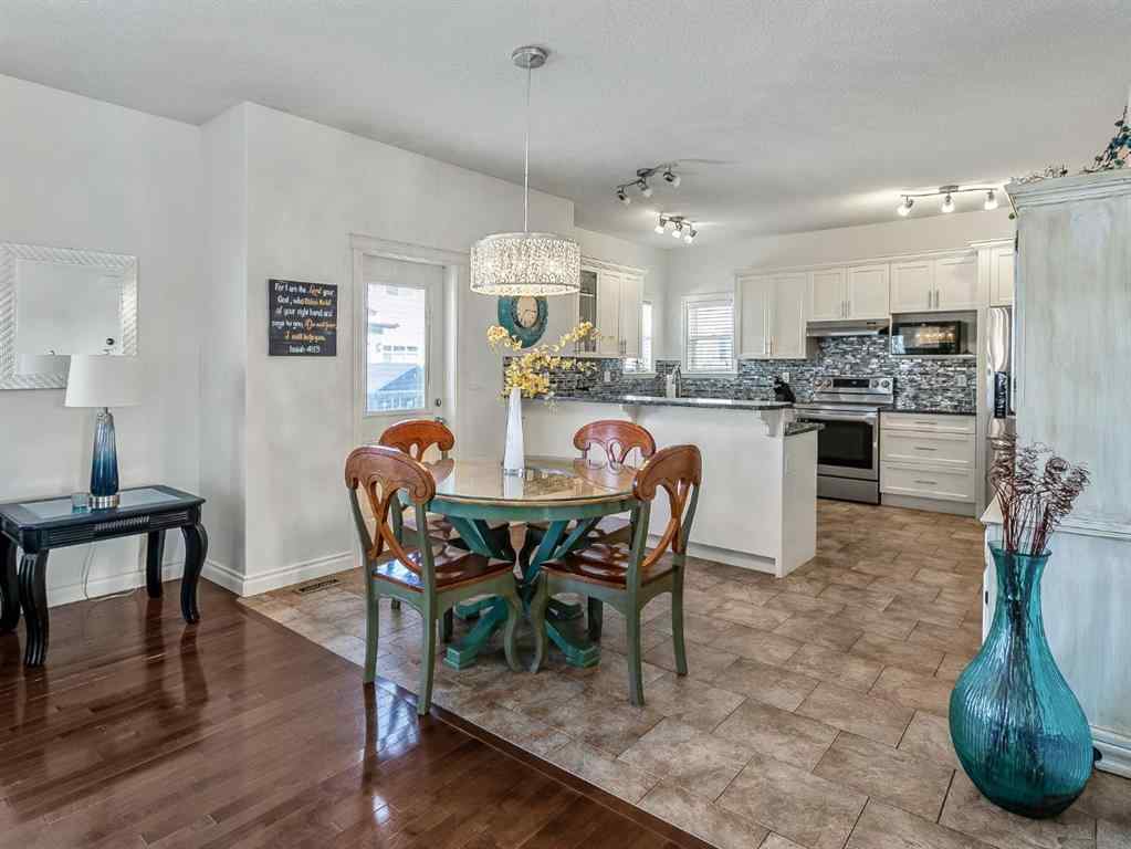 MLS® A2218370 - 30 Baywater Cape SW in Bayside Airdrie, Residential